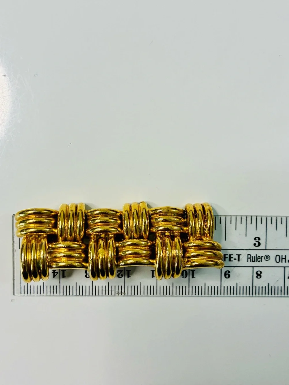 Source Unknown Gold Woven Link Bar Brooch